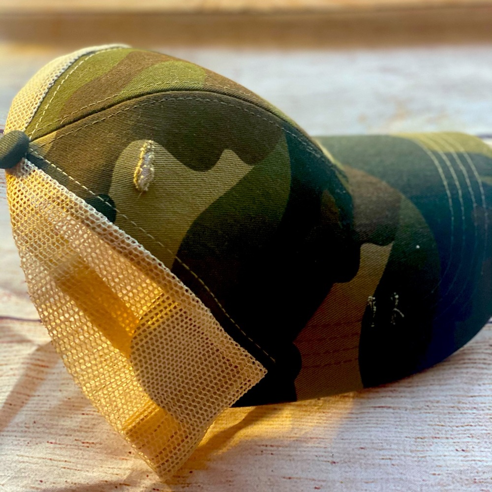 Camo hat - Picture 3 of 5
